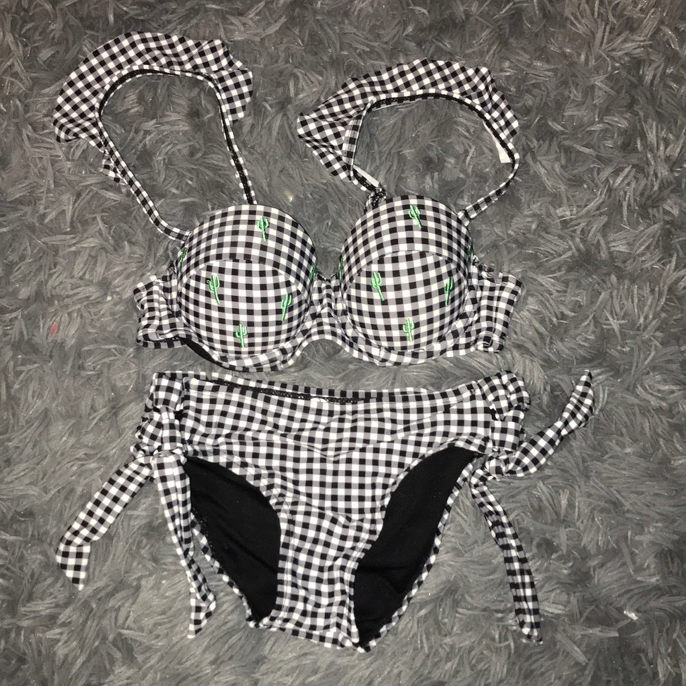 SO Juniors Bathing Suit Size XS